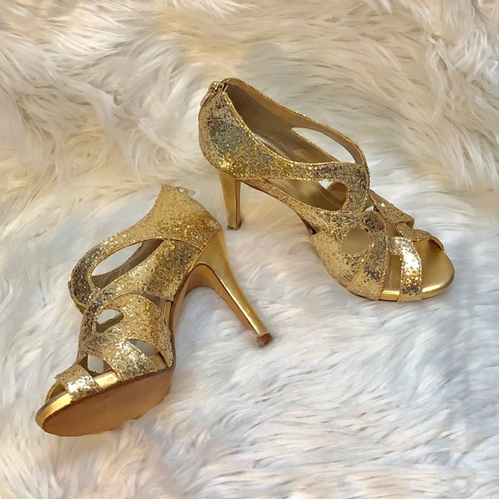 **❣️SOLD❣️**Antonio Melani Heels Gold “Sparkles” - Picture 3 of 8